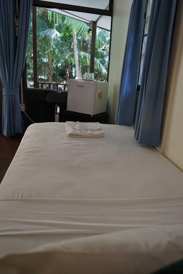 Moonhut Bungalows Mae Nam Exteriör bild